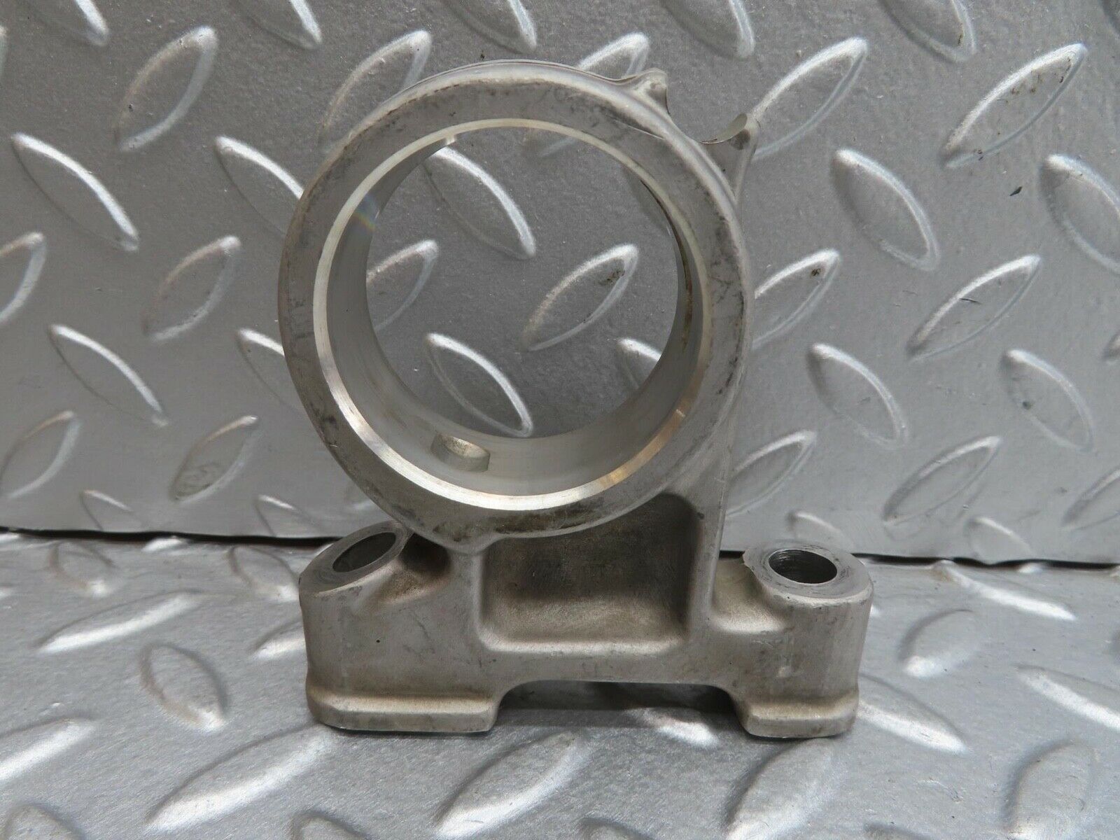 13734 Mercedes-Benz R107 450SL Camshaft Tower Bearing 1160512712