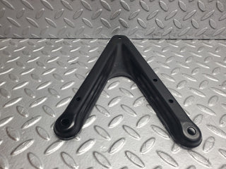 W124 Wagon air intake manifold bracket used OEM