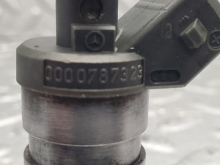 W124 Cabriolet fuel injector used OEM