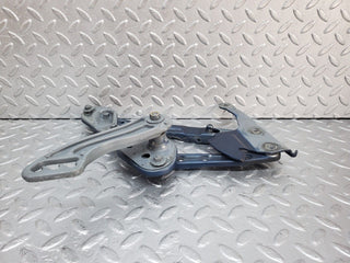 44843 Mercedes-Benz W124 220E Bonnet Hinge Left Side 1248800328 1298870174