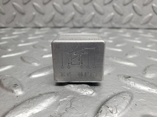 W126 Coupe multi purpose relay used OEM