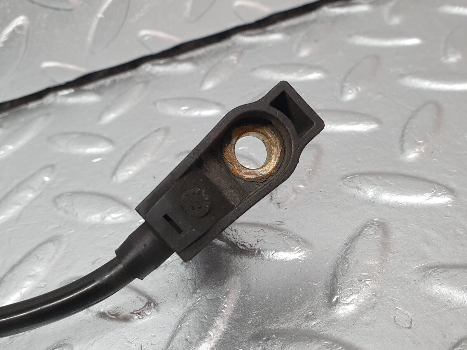 42117 Mercedes-Benz W202 C200 ABS Sensor Speed Sensor Right Side 2025402417