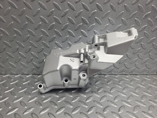 W124 Wagon engine mount gearbox bracket used OEM