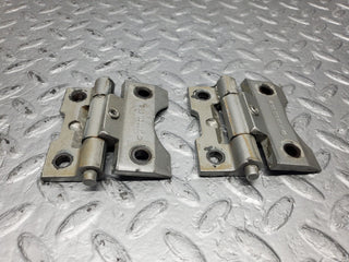 C123 Coupe door hinge pair right side used OEM