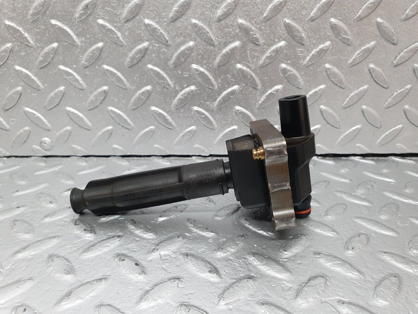 42335 Mercedes-Benz R129 320SL Coupe Ignition Coil Bosch 0221506444 0001587003 0001593642