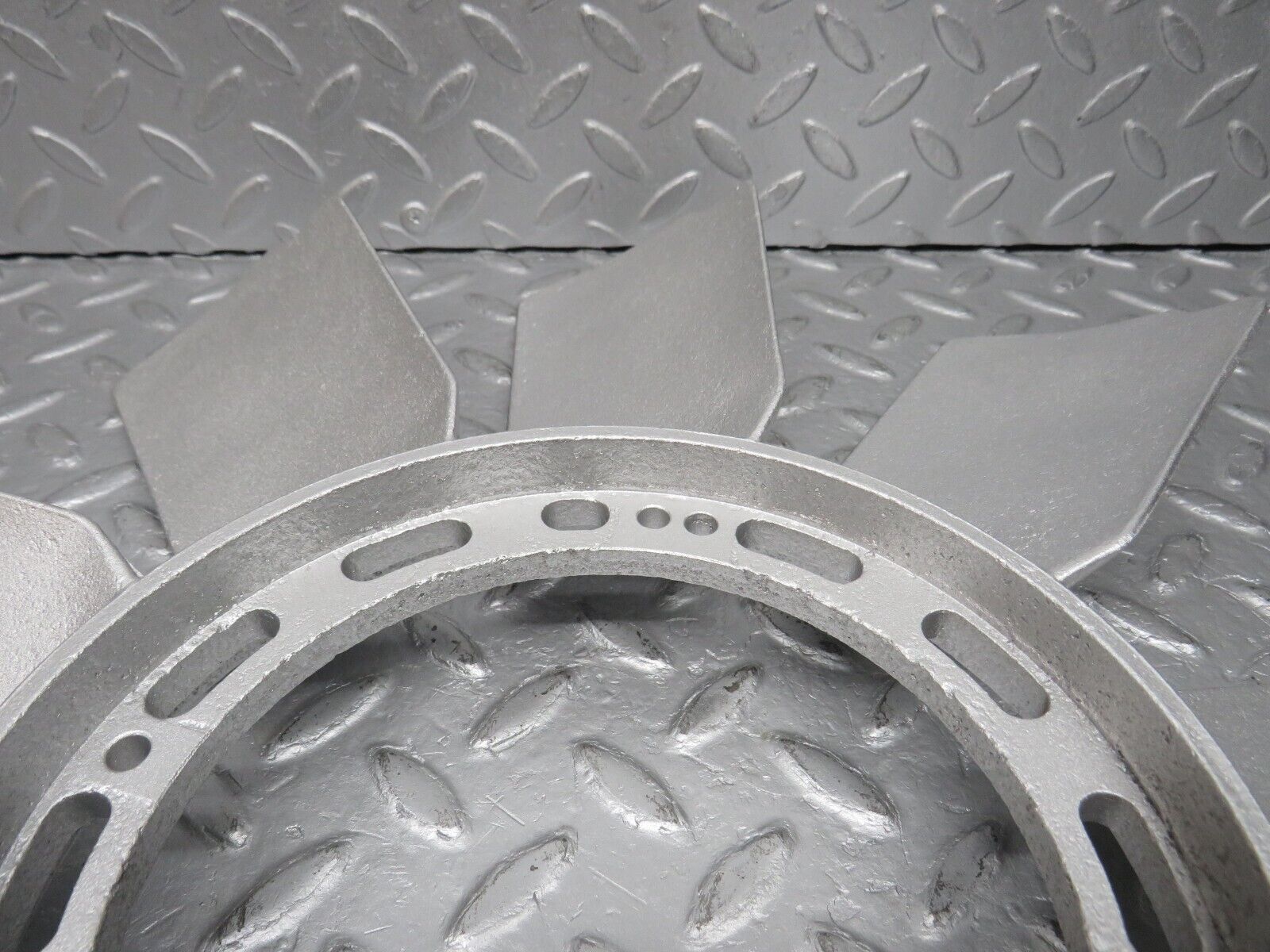 39220 Mercedes-Benz R107 500SL Engine Cooling Fan 1162051906