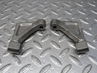 32873 Mercedes-Benz C107 R107 Engine Mount Bracket Pair 1160110895 1160110995