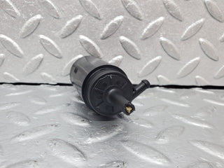 44347 Mercedes-Benz W123 280E Windscreen Washer Pump