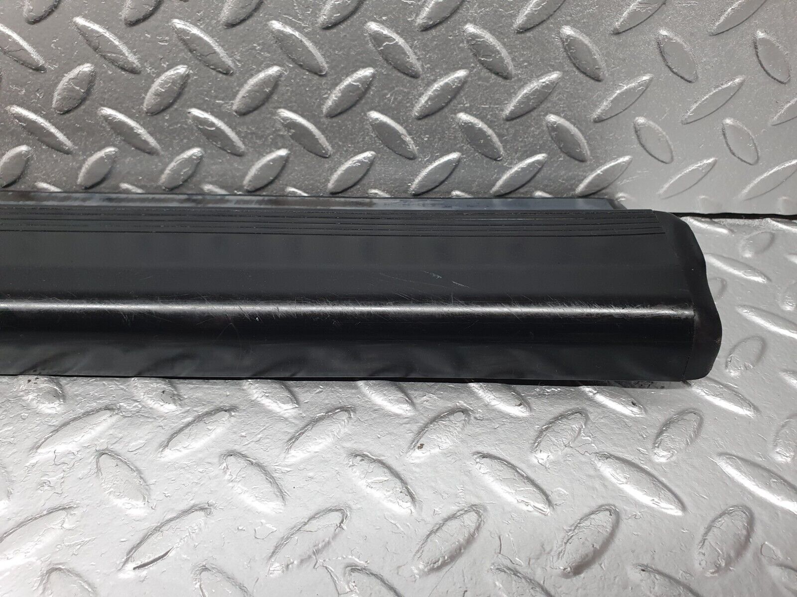 41776 Mercedes-Benz W202 C200 Front Left Door Sill Trim 2026800735