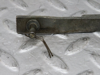 R107 SL automatic gearbox linkage bracket used OEM