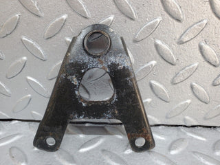 W124 engine lifting eyes hooks used OEM