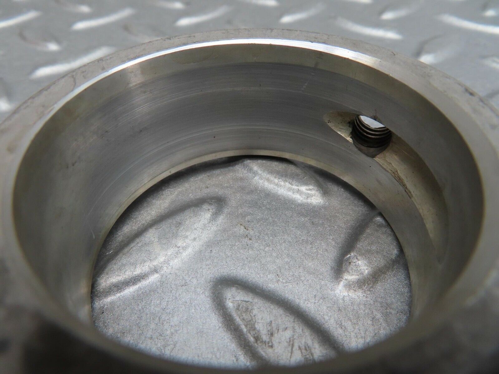 13731 Mercedes-Benz R107 450SL Camshaft Tower Bearing 1160512712