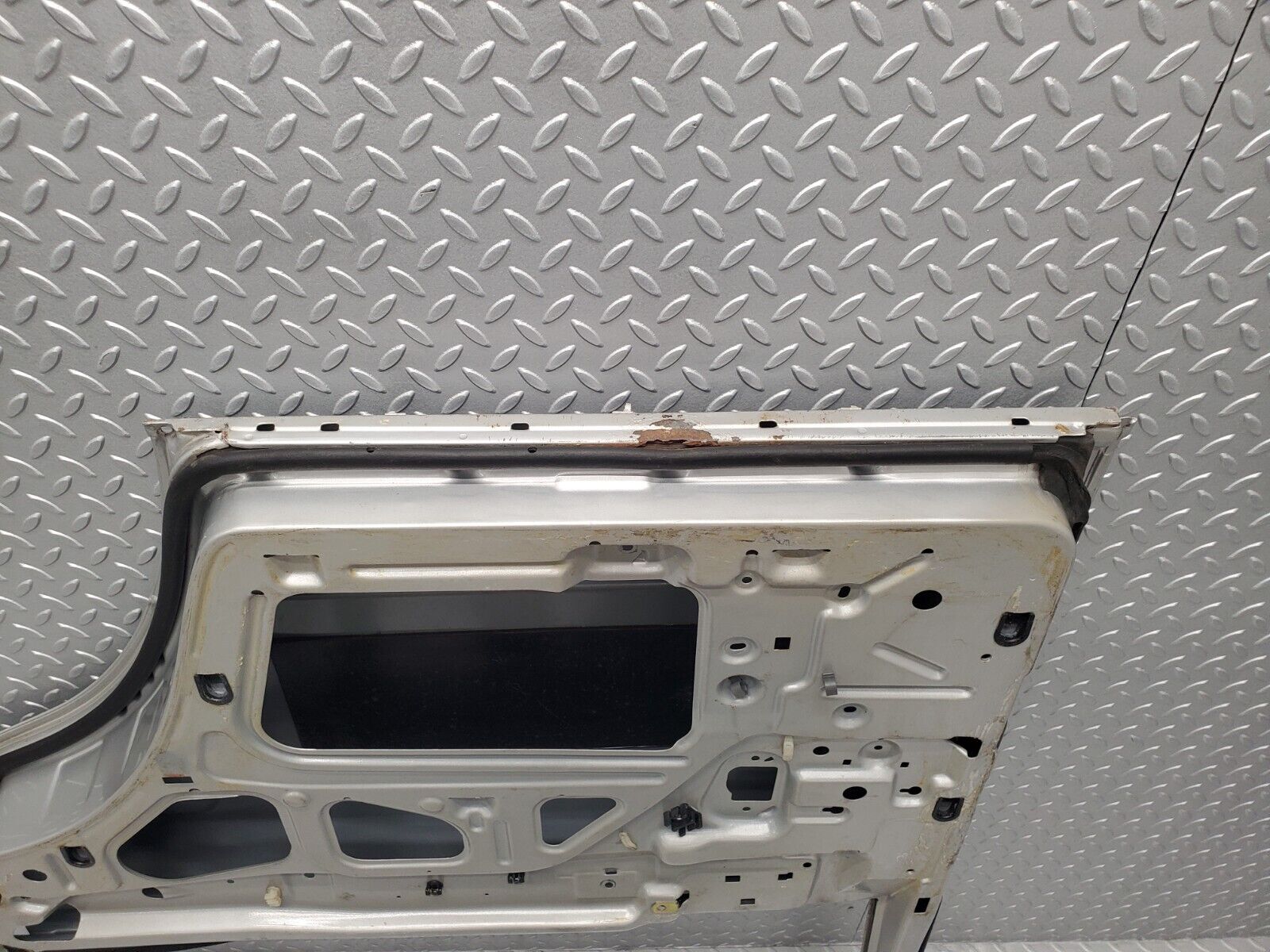 46123 Mercedes-Benz W124 Rear Right Door