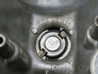 32749 Mercedes-Benz C107 R107 350 V8 Cylinder Head Valve Cover Right Side 1160161905