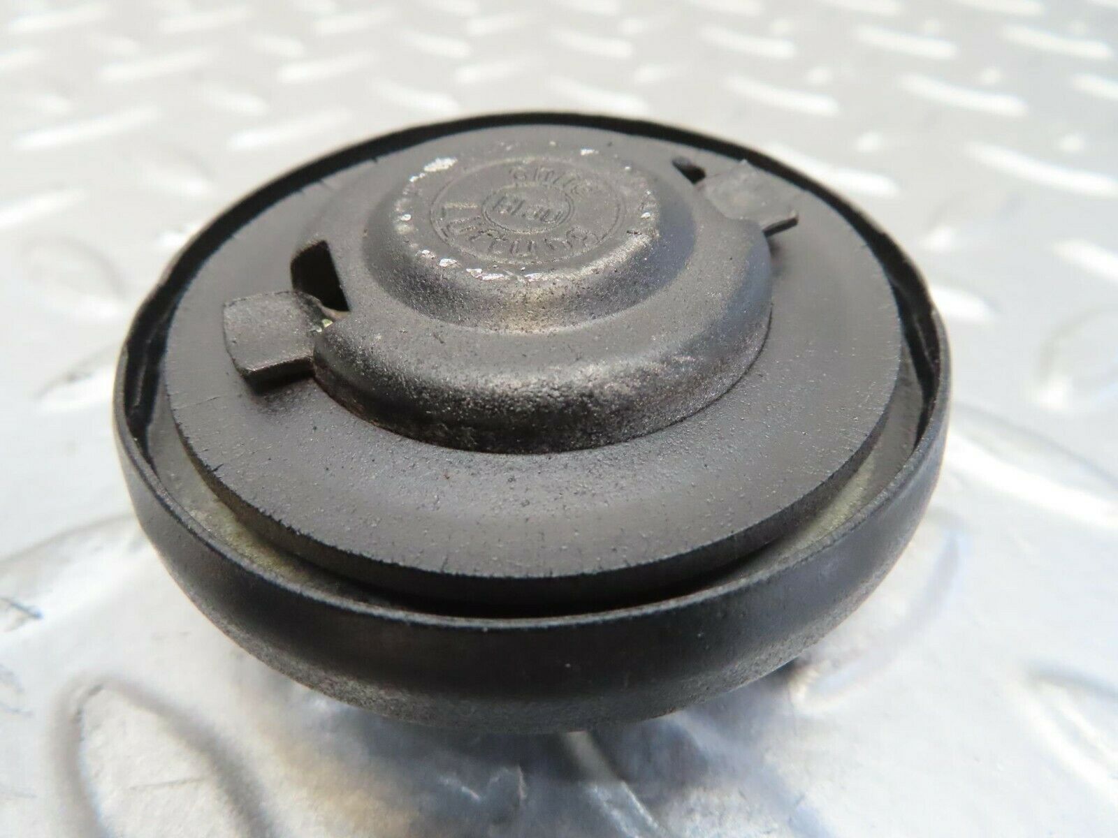 15674 Mercedes-Benz R107 450SL Fuel Tank Cap
