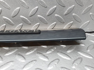 41803 Mercedes-Benz W202 C200 Front Left Fender Wing Centre Moulding 2026909162