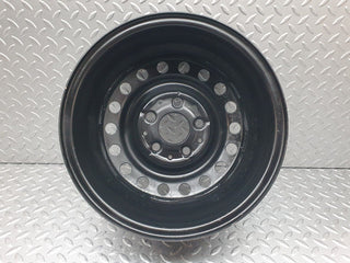 44242 Mercedes-Benz W123 280E Steel Wheel 6Jx14H2 ET30 1234001602