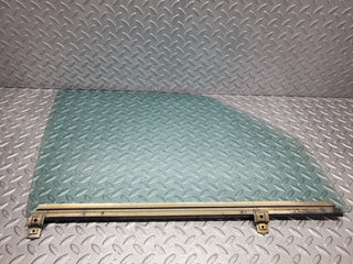W123 Wagon front right window glass used OEM