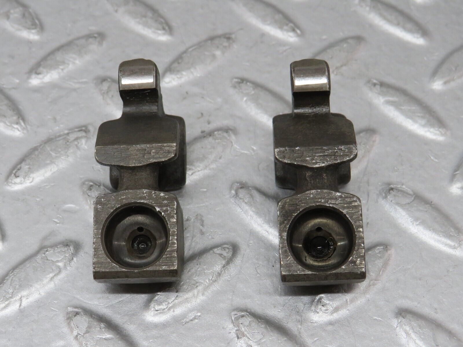 35644 Mercedes-Benz R107 280SL Valve Rocker Arm With Spring And Tappet