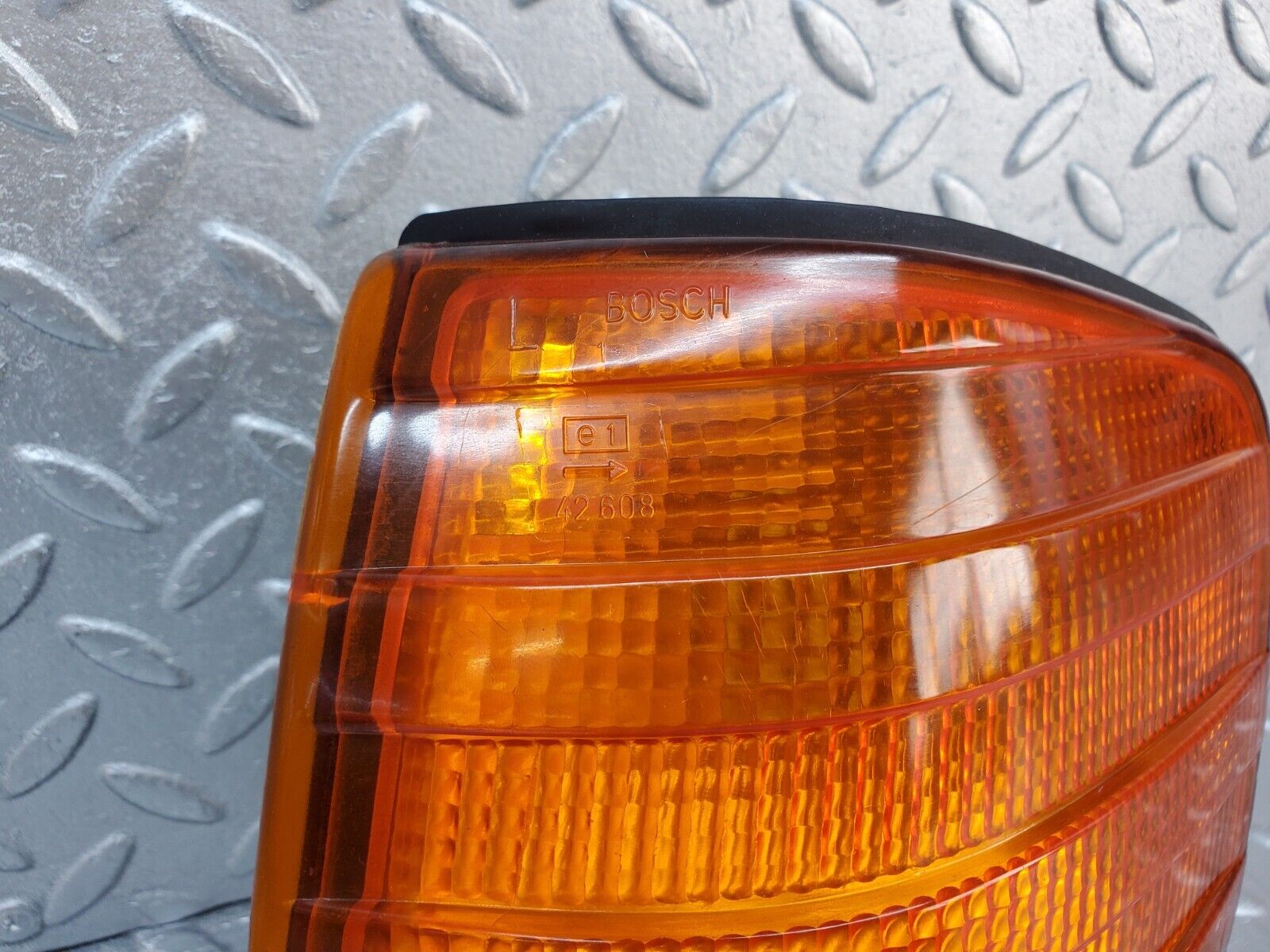 45569 Mercedes-Benz W126 420SE Indicator Light Front Left Bosch