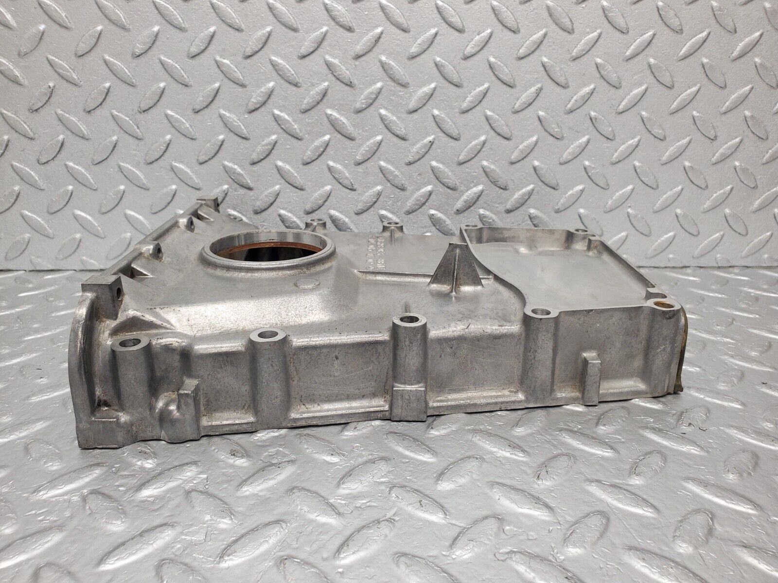 46154 Mercedes-Benz W124 280E Timing Chain Cover 1040150702