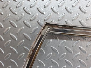 43054 Mercedes-Benz R107 Hardtop Windscreen Chrome Frame