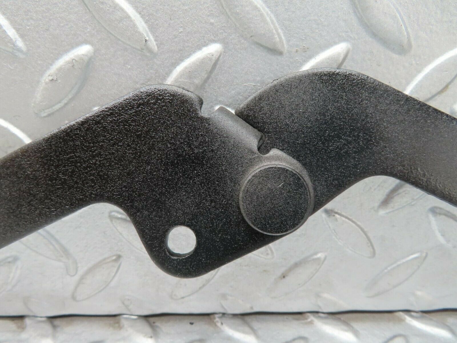 15556 Mercedes-Benz R107 450SL Bonnet Hinge Left Side