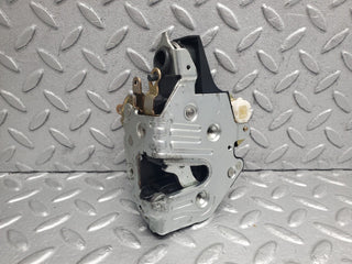 W124 Wagon front right door lock mechanism used OEM