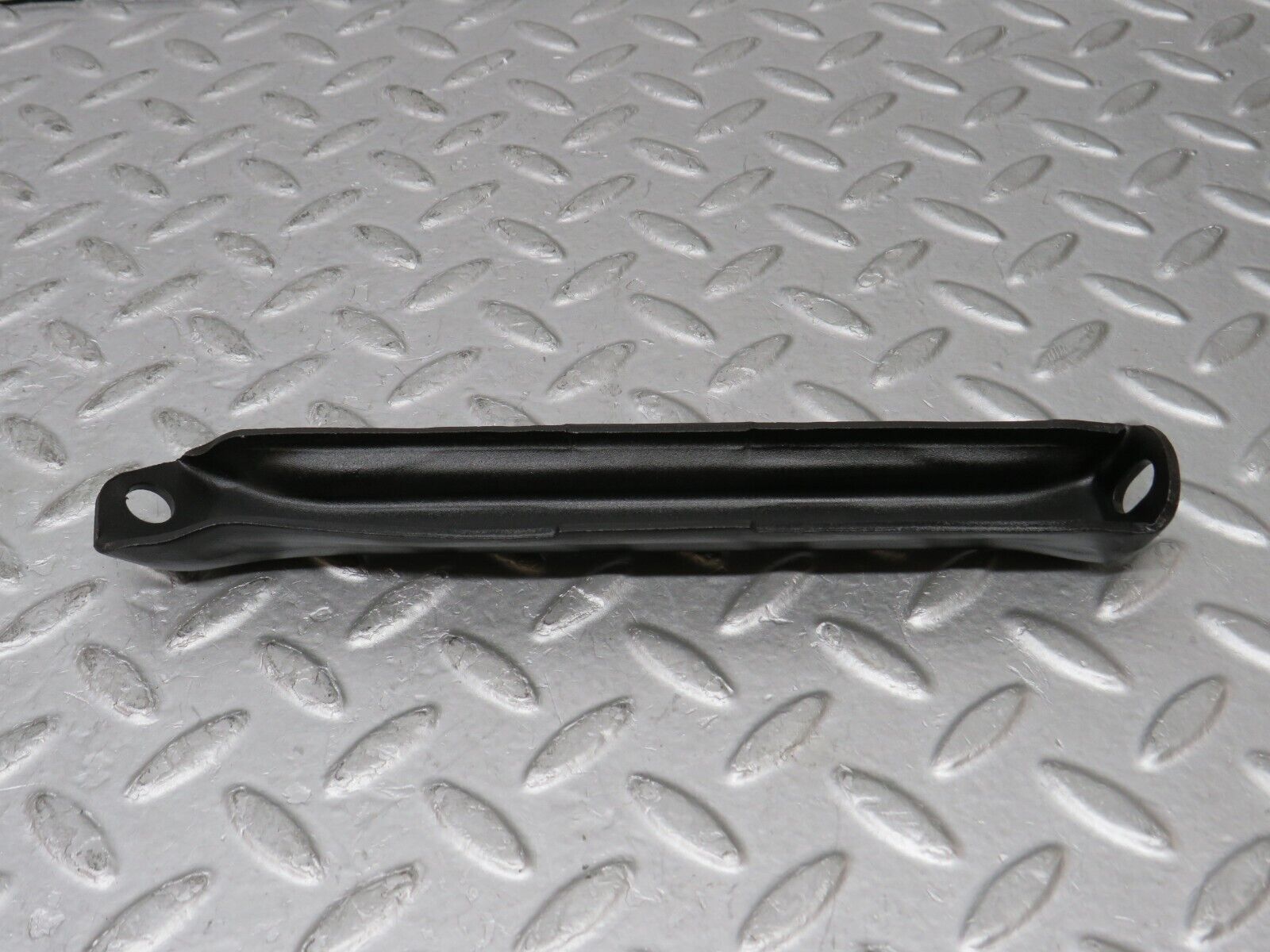 35473 Mercedes-Benz R107 280SL Intake Manifold Bracket