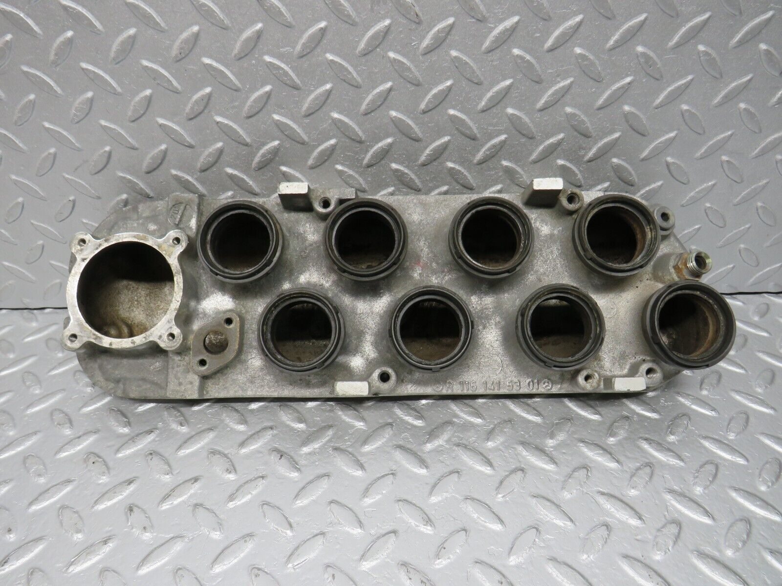 39292 Mercedes-Benz R107 500SL Air Intake Manifold 1171413401 1161415301