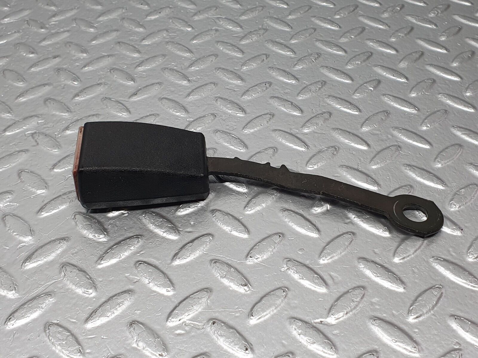 41695 Mercedes-Benz W124 200E Front Left Seat Belt With Buckle 1248603985 1268580011 1248600169