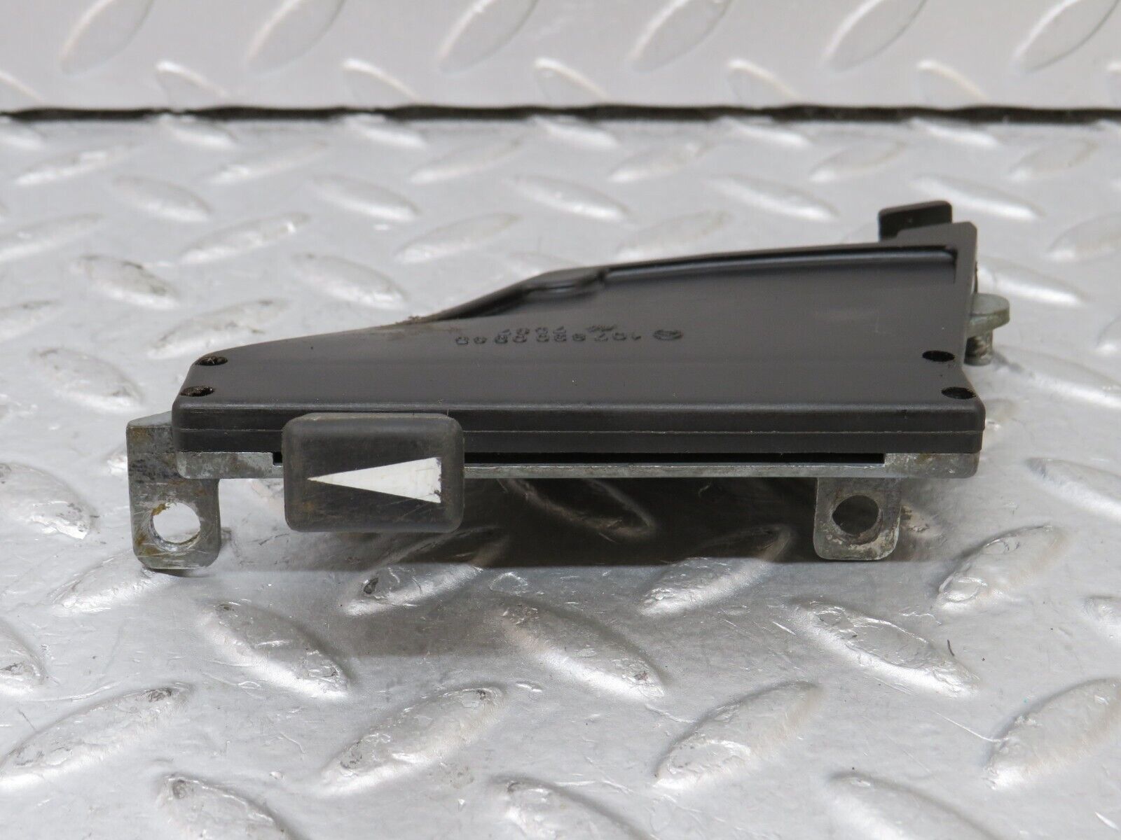 35539 Mercedes-Benz R107 280SL Air Vent Control Lever Left 1078300385