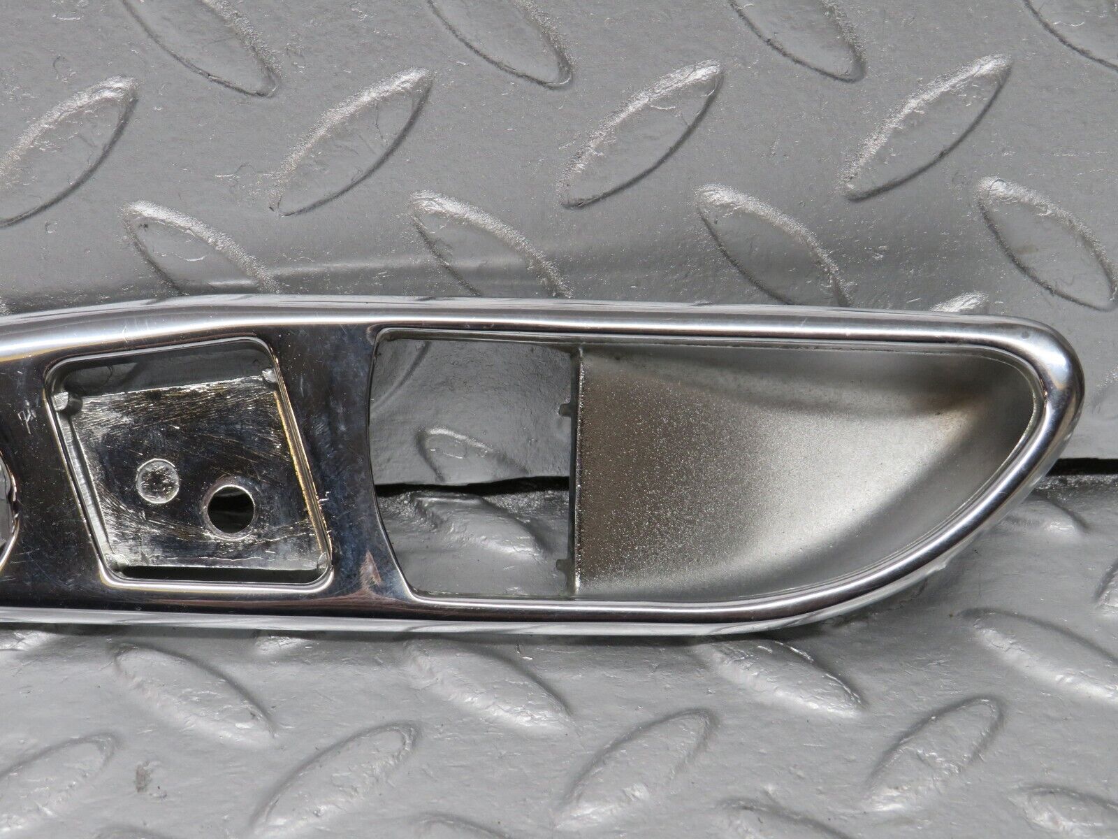 40009 Mercedes-Benz R107 350SL Interior Door Handle Chrome Surround Right