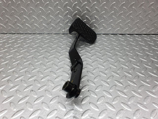 42201 Mercedes-Benz R129 320SL Coupe Brake Pedal With Rubber 1232910082