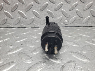 W124 Wagon windscreen washer pump used OEM