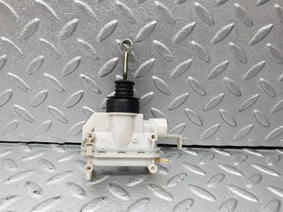 42769 Mercedes-Benz W201 190 2.0L Front Right Door Lock Vacuum Actuator