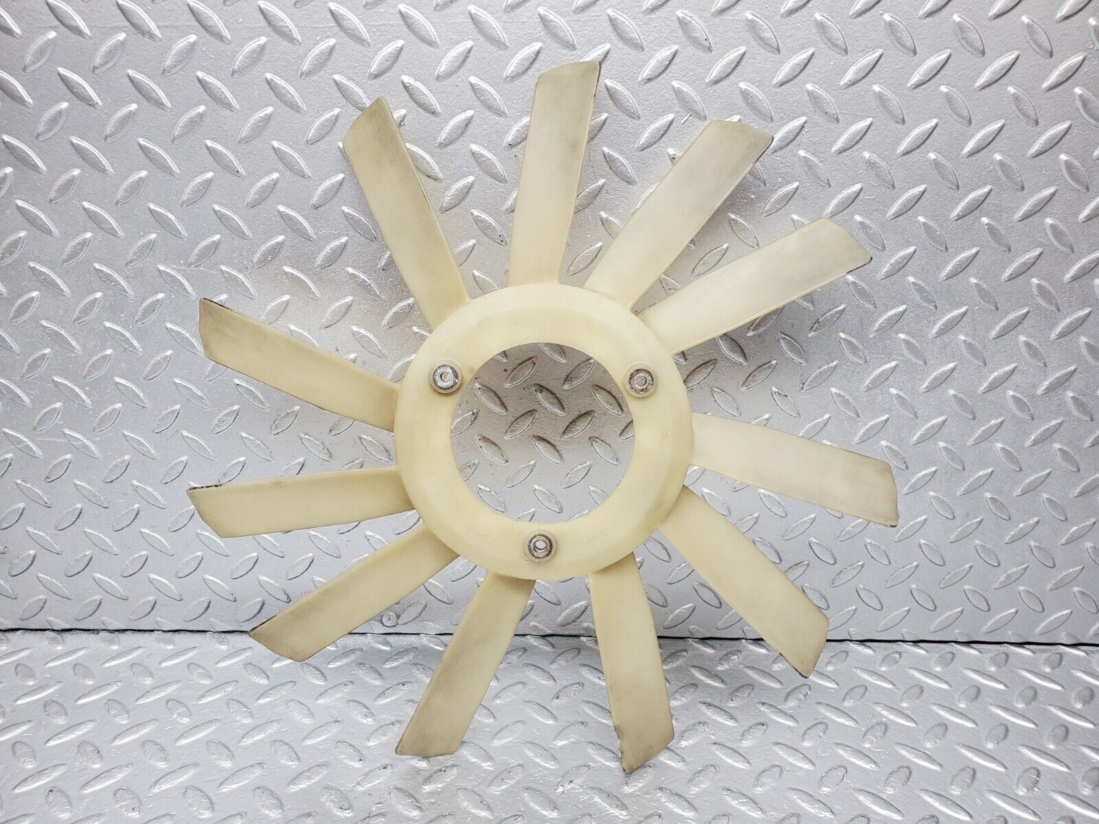 45470 Mercedes-Benz 280E M110.988 Engine Cooling Fan 1102050106
