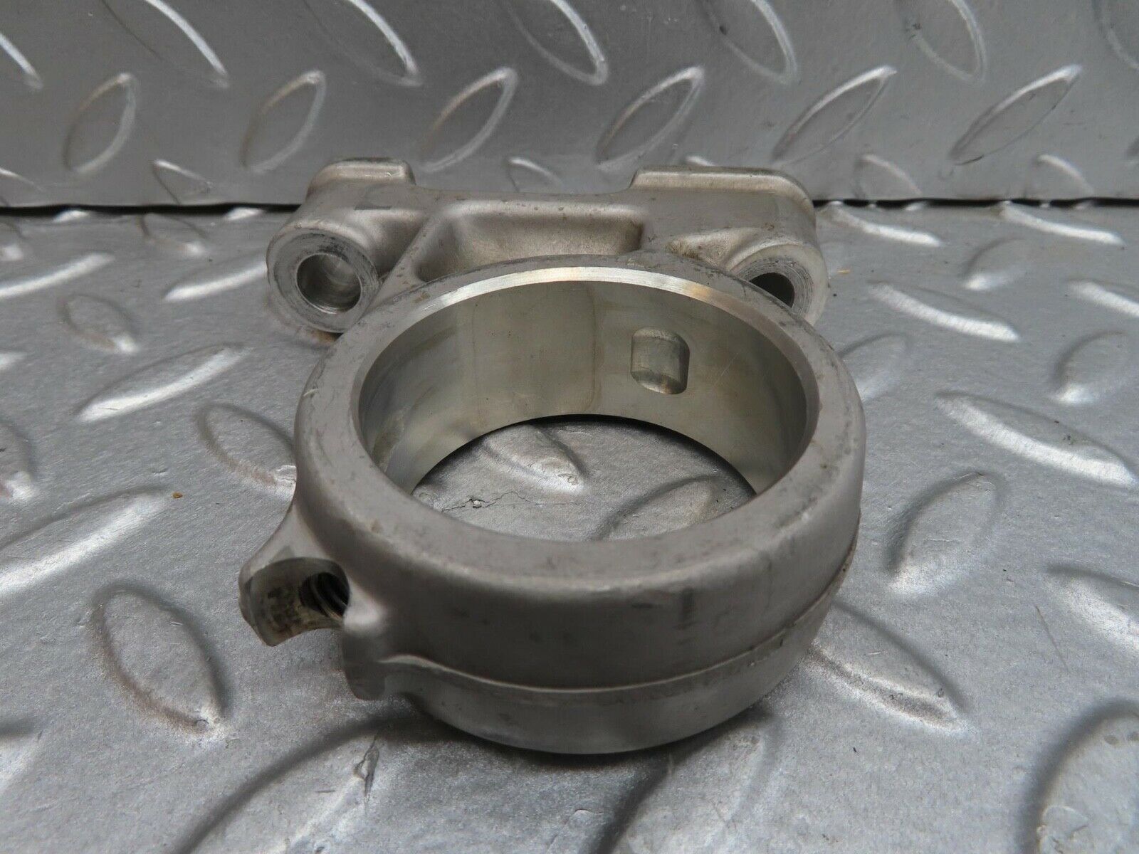 13736 Mercedes-Benz R107 450SL Camshaft Tower Bearing 1160512712