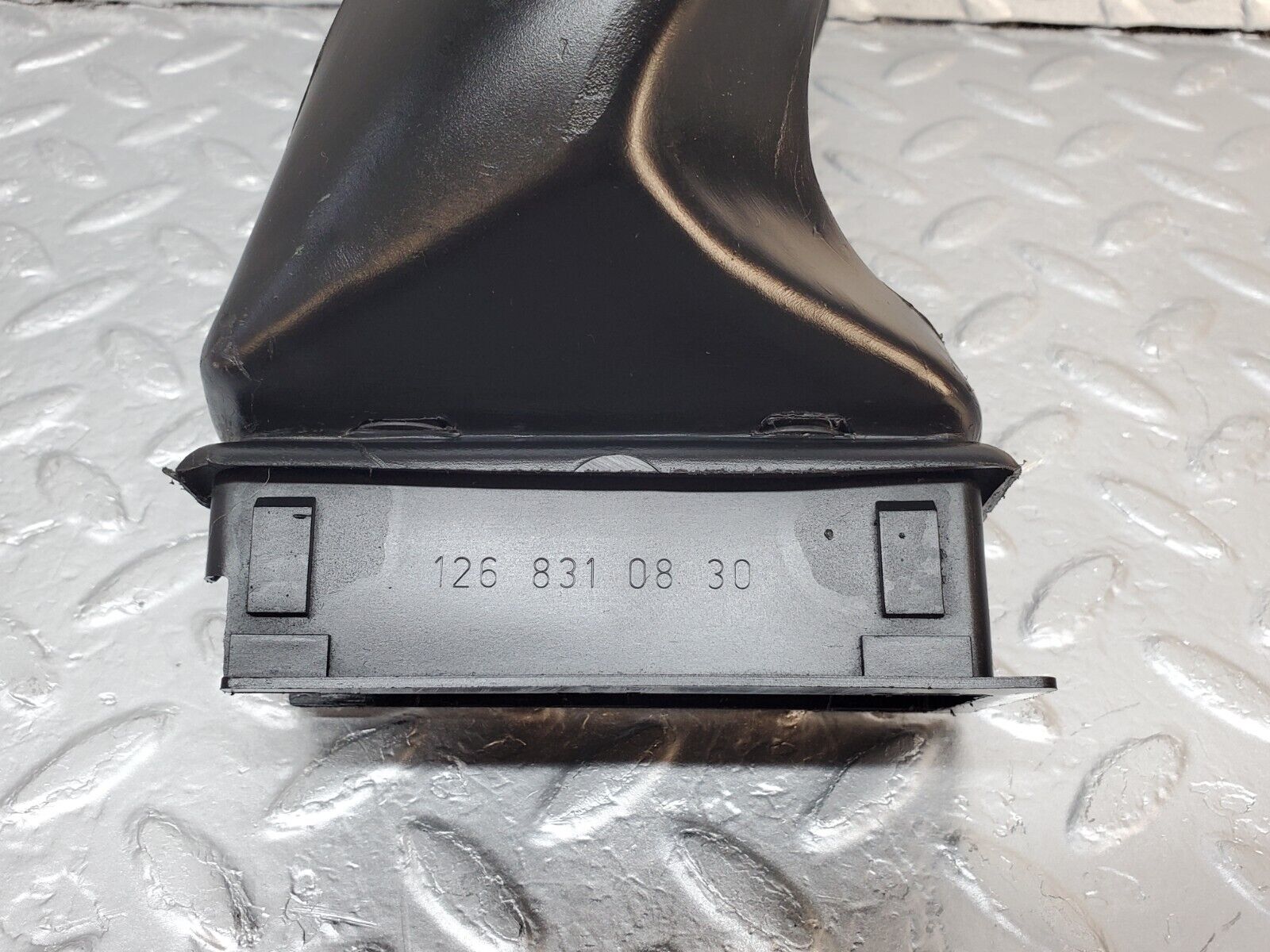 45929 Mercedes-Benz W126 420SE Heating Air Duct Left 1268310830