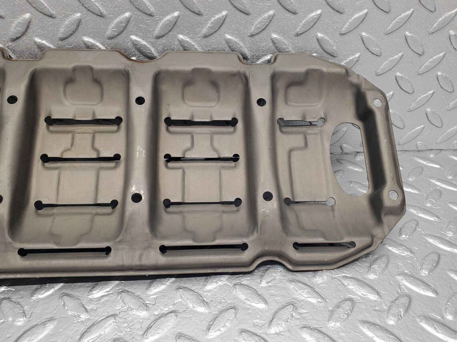 46316 Mercedes-Benz W124 280E Oil Sump Splash Guard Baffle Plate