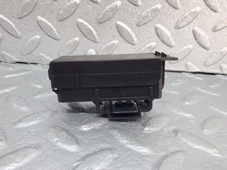 W124 wire distributor connector used OEM