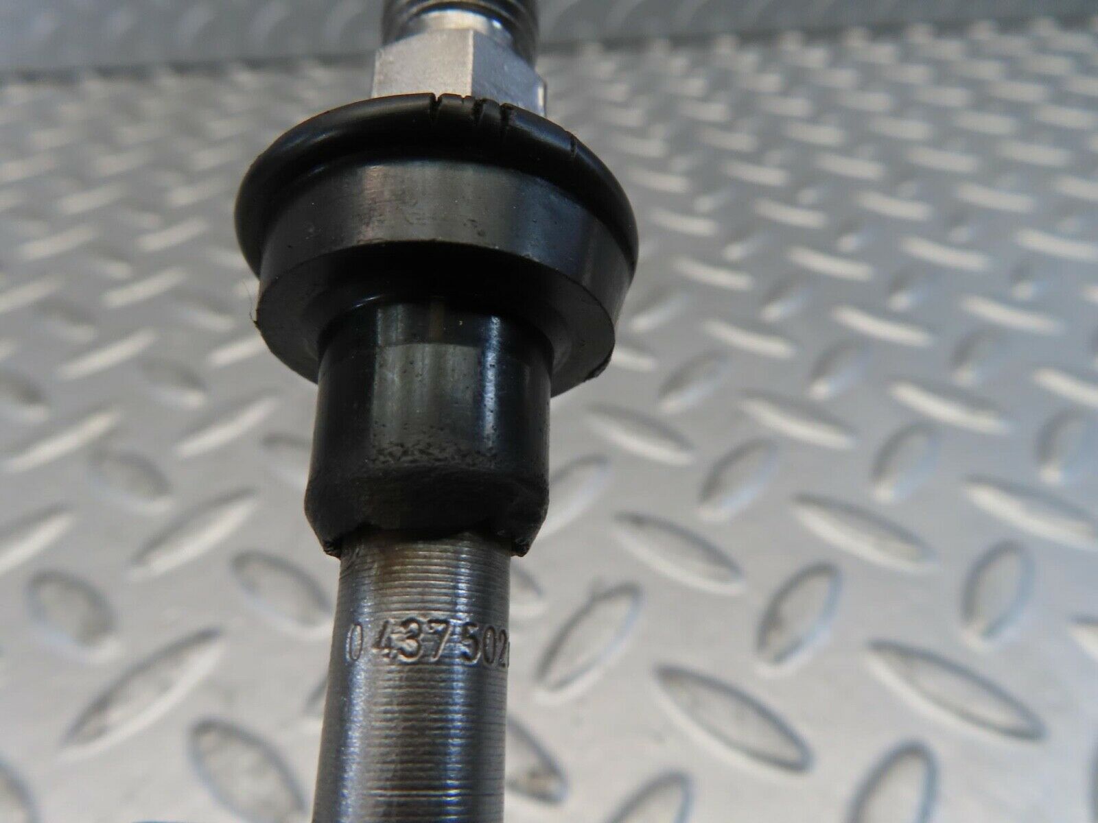 11035 Mercedes-Benz R107 W116 Fuel Injector Bosch 0437502010