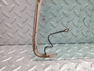 W124 Wagon tailgate rear window glass used OEM