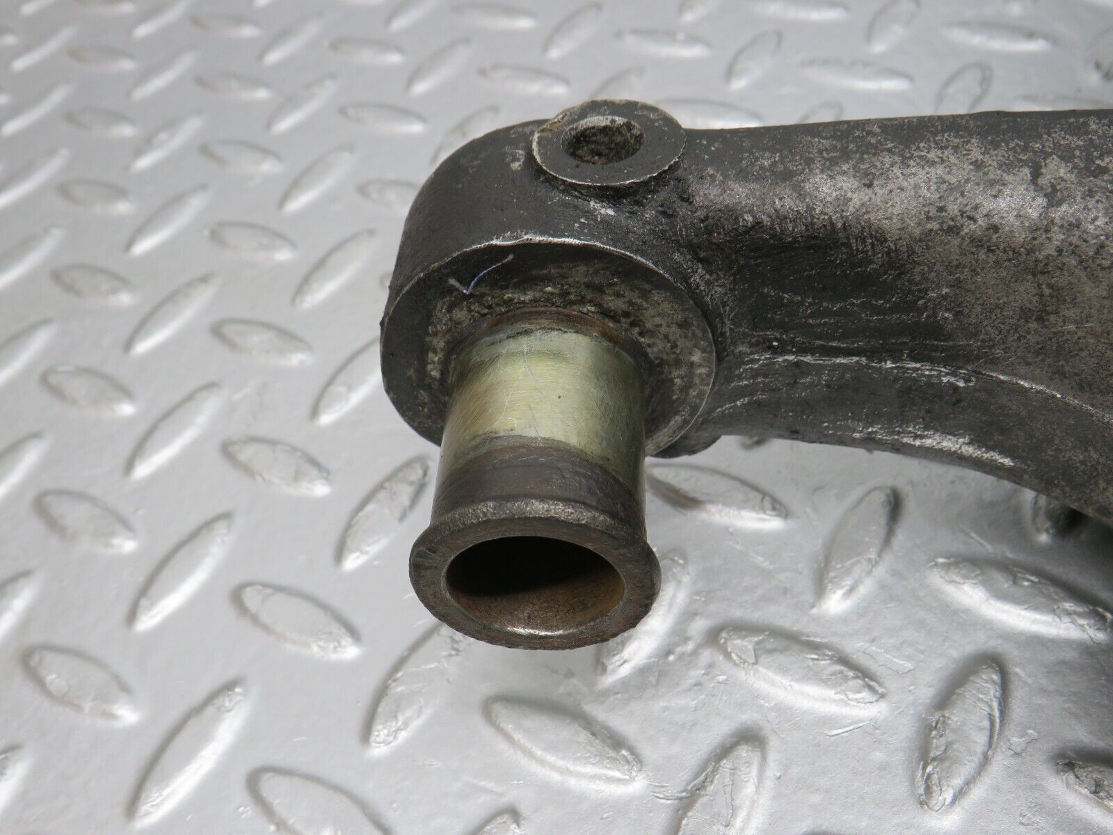 39312 Mercedes-Benz R107 500SL Trailing Arm Control Arm Rear Right 1263520504