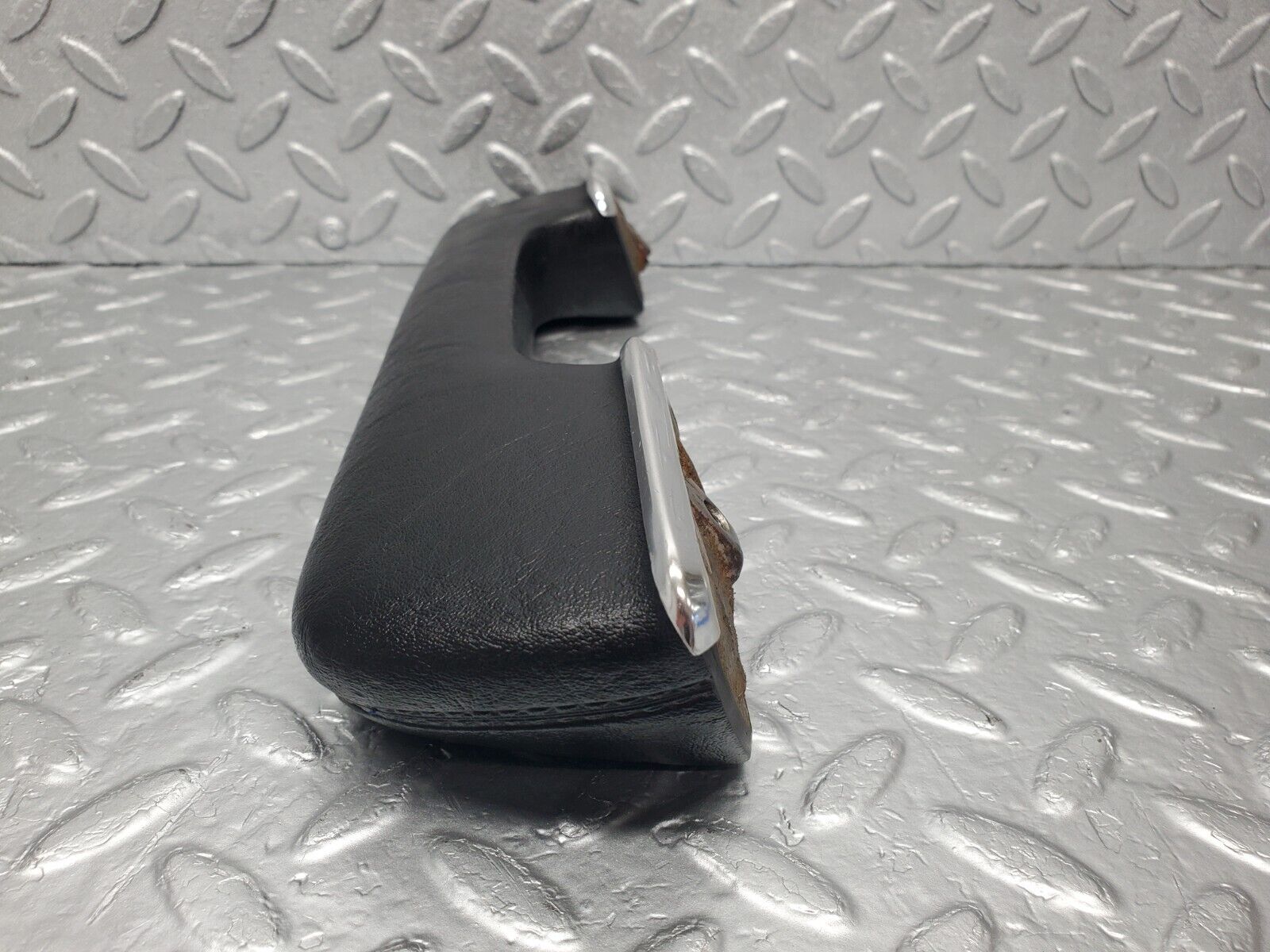 46344 Mercedes-Benz C123 280CE Coupe Front Right Interior Door Handle Black 1239702001