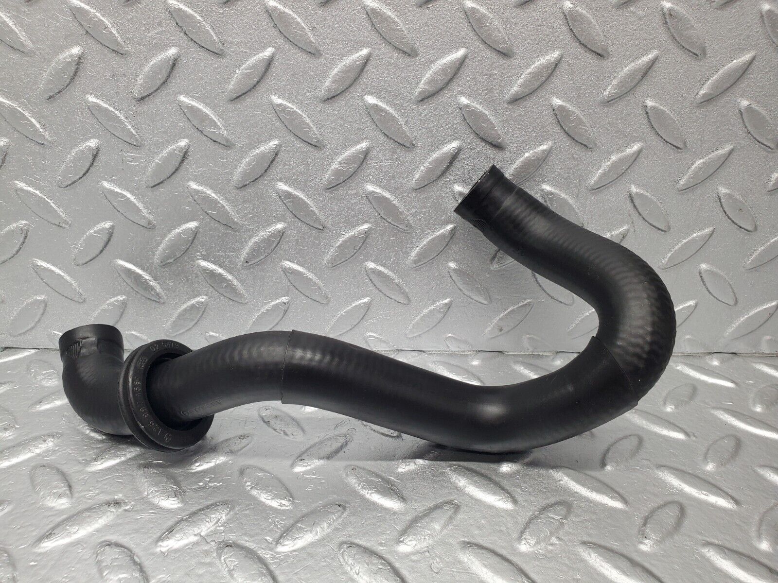47001 Mercedes-Benz R129 320SL Coupe Coolant Hose Pipe 1269971581