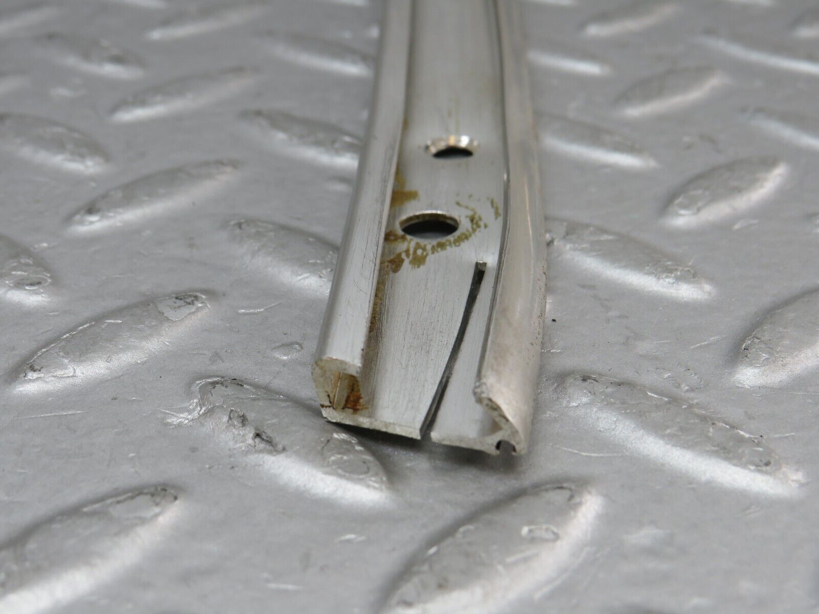 35614 Mercedes-Benz R107 280SL Hardtop B Pillar Chrome Trim Left Side