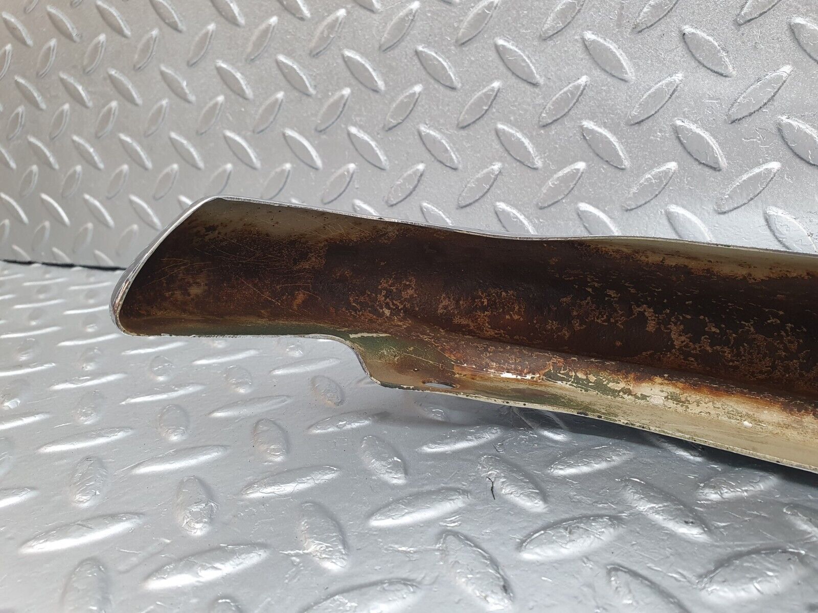 43310 Mercedes-Benz W108 280SE Rear Right Upper Bumper Corner