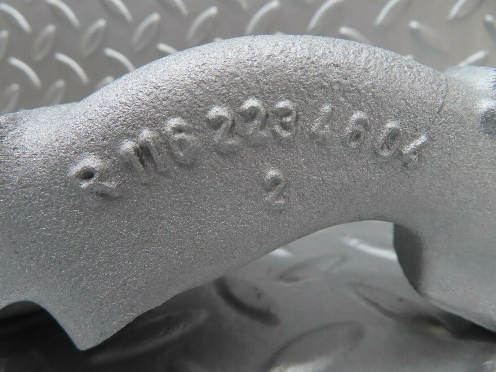 15660 Mercedes-Benz R107 450SL Engine Mount Bracket Right Side 116223460