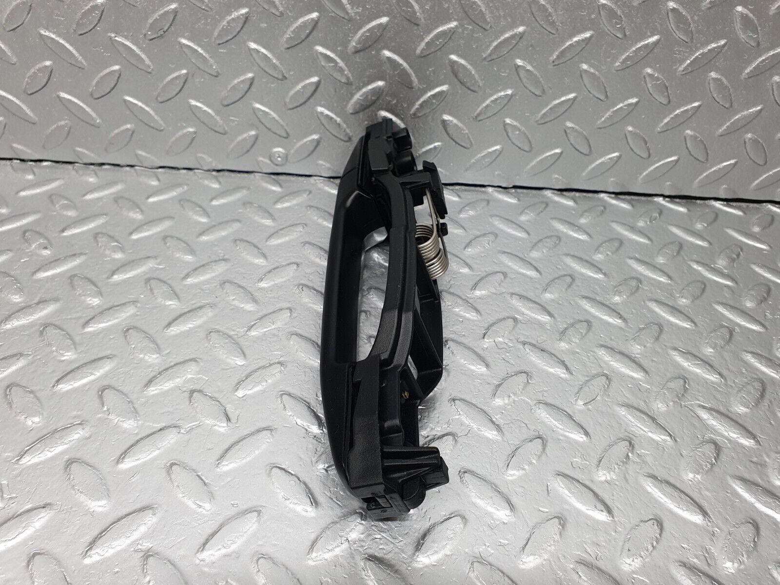 42035 Mercedes-Benz W202 C200 Front Left Exterior Door Handle No Key
